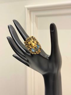 (Category: ) located in . Submitted by redrabbitluxury (Listing ID 1416065862, Image 1). Description: .