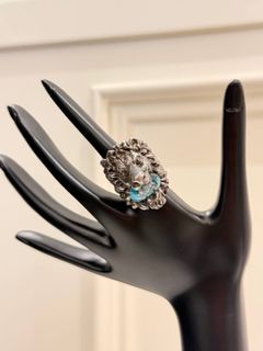 (Category: ) located in . Submitted by redrabbitluxury (Listing ID 1416066929, Image 1). Description: .