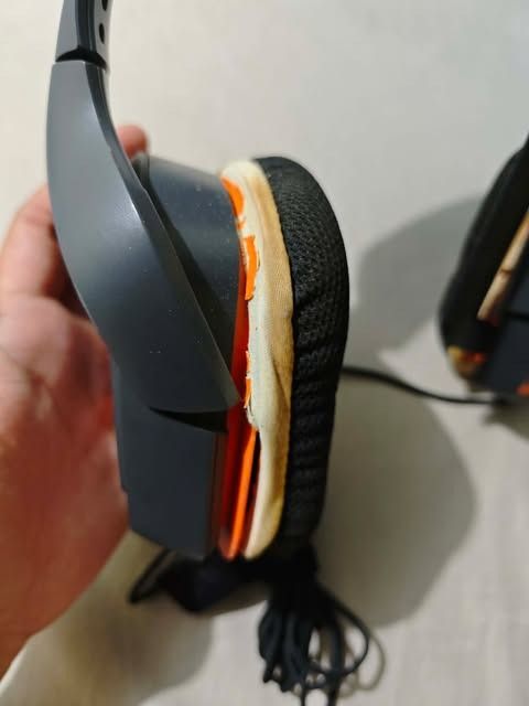 Logitech G231 Prodigy Gaming Headset (Category: Headphones & Headsets) located in Mandaluyong City. Submitted by bossk21 (Listing ID 1416059813, Image 3). Description: READ DESCRIPTION FIRST‼️ PAYMENT FIRST‼️ 100% LEGIT SELLER Delivery (buyer will pay the shipping fee) Delivery: Lalamove, Joyride, SPX or J&T Location: Mandaluyong (pm for more details) Note: Seller can deliver the item around Metro Manila for only 50 - 100 php depending on distanc