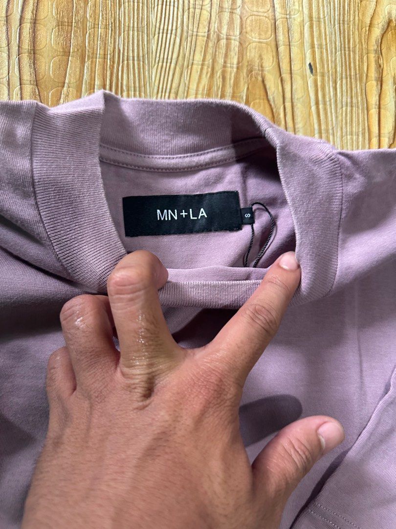 MNLA SHIRT SMALL (Category: Shirts) located in Manila. Submitted by centralpee (Listing ID 1416100754, Image 2). Description: ASPACK NO ISSUE NEED WASH 23x26 dimes add sf .