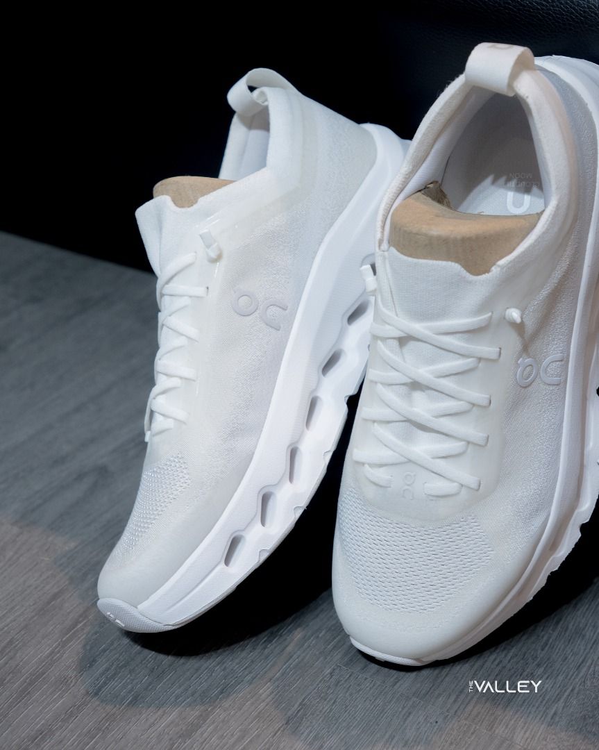 On Running Cloudtilt (W) Moon White Frost (Category: Sneakers) located in Pasig City. Submitted by thevalleyph (Listing ID 1416124248, Image 3). Description: For inquiries, feel free to reach out to us through the following: 📱 Mobile: 0915 691 7195 / 0952 481 1191 🌐 Website: www.thevalley.ph Stay connected with us on social media: 📘 Facebook: The Valley PH 📸 Instagram: @thevalley.ph You may also visit us at our physical store: 📍 Ayala Malls 