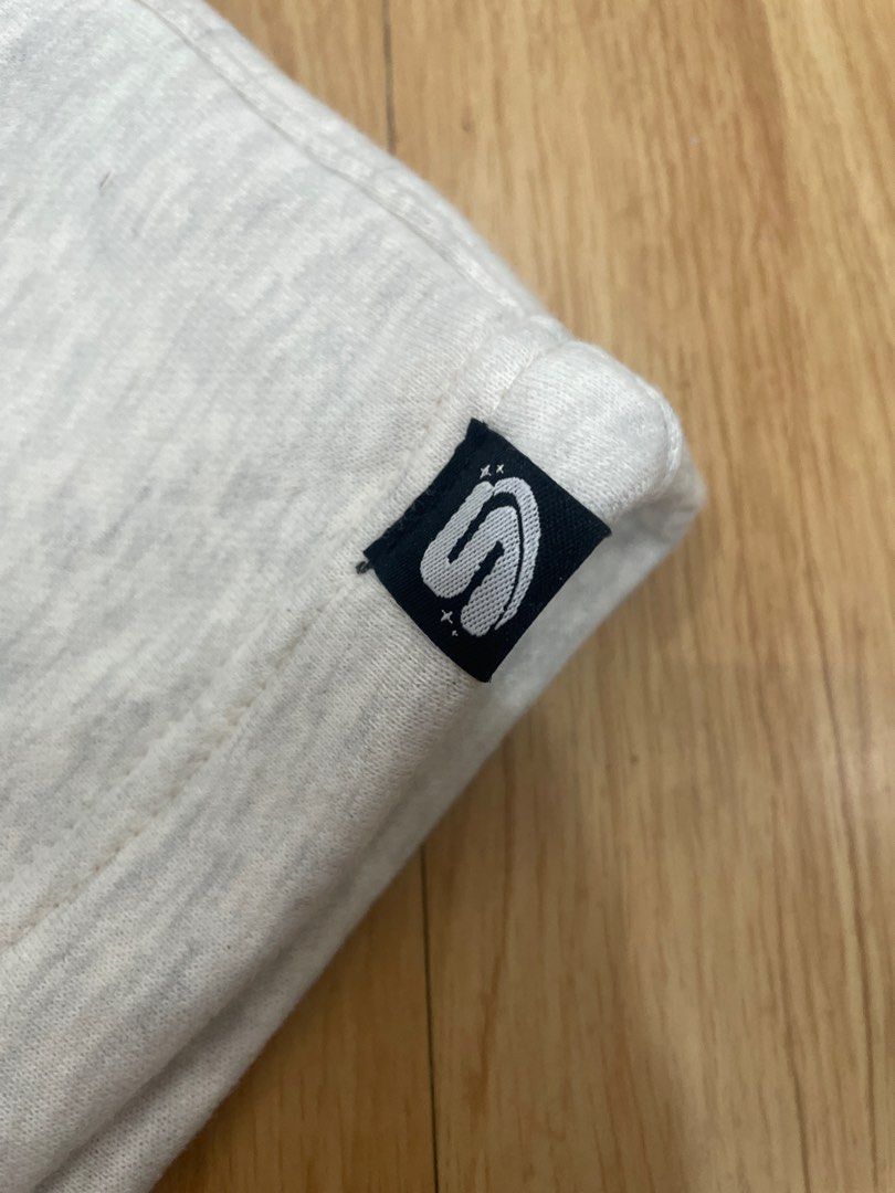 Shrewd Acid cream Sweat Shorts (Category: Shorts) located in Manila. Submitted by kokocrunchmuncher (Listing ID 1416140013, Image 2). Description: - Grey sweat shorts -never used - Drawstring waist - Small logo detail - Back pocket included - Soft, comfortable material - Great for casual wear and lounging.