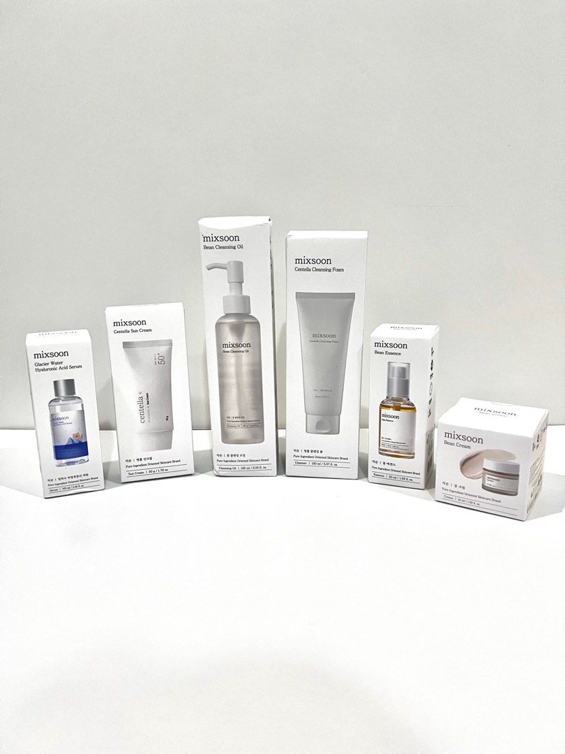 TAKE ALL Mixsoon Skincare Set (Category: Face Care) located in Cebu City. Submitted by roselle.gallinero (Listing ID 1416167348, Image 1). Description: 1. Mixsoon Glacier Water Hyaluronic Acid Serum (300ml) – ₱1,499 (Orig Price: ₱2,300+) 2. Mixsoon Centella Sun Cream SPF50+ PA++++ (50g) – ₱999 (Orig Price: ₱1,670+) 3. Mixsoon Bean Cleansing Oil – ₱699 (Orig Price: ₱900+) 4. Mixsoon Centella Cleansing Foam – ₱899 (Orig Price: ₱1,200+) 5. Mixsoon B