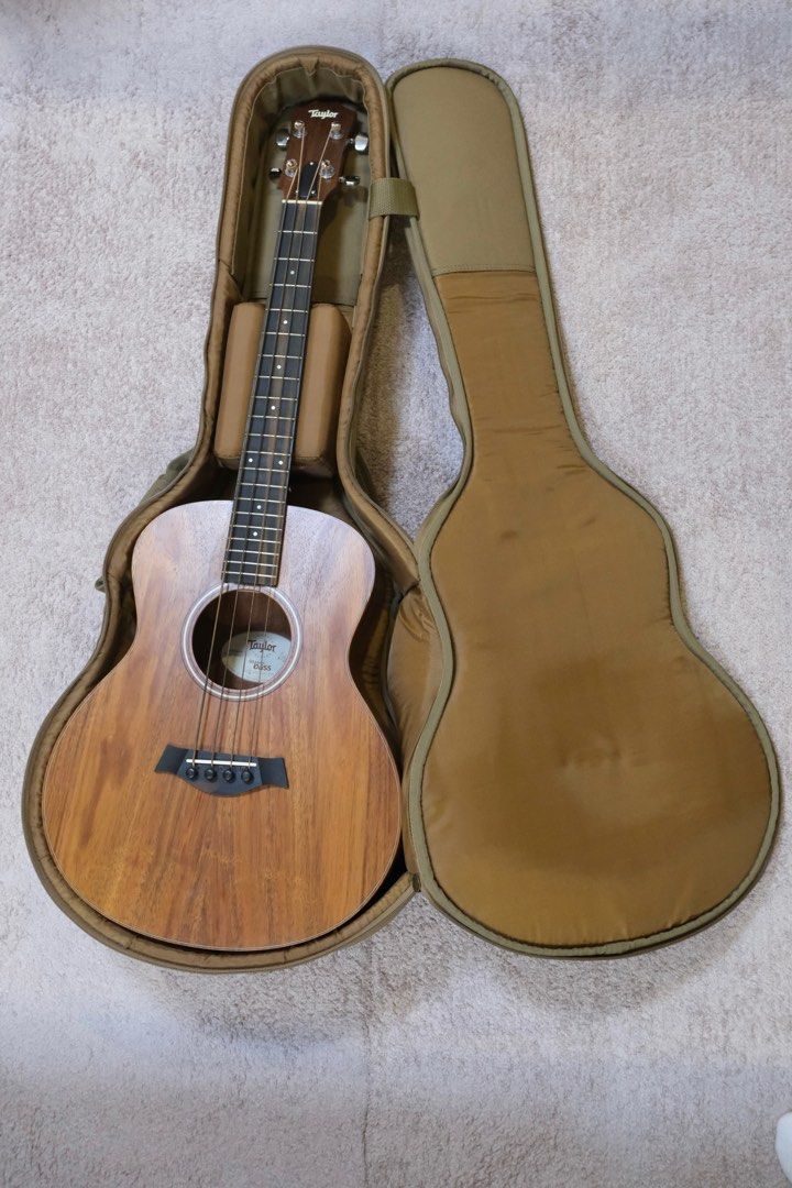 Taylor GS Mini-e Bass (Category: Musical Instruments) located in Pasig City. Submitted by kiaramartinez (Listing ID 1416199624, Image 3). Description: Original Taylor GS Mini-e Bass for Sale Good as new. Used only a few times, then stored in a cool and dry room. No issues. Try all you want during the meet-up before purchasing. Price: 35,000php (Purchased for 38,499php) All paperworks that came with it are complete. Key Features: 1) Compact Size: 
