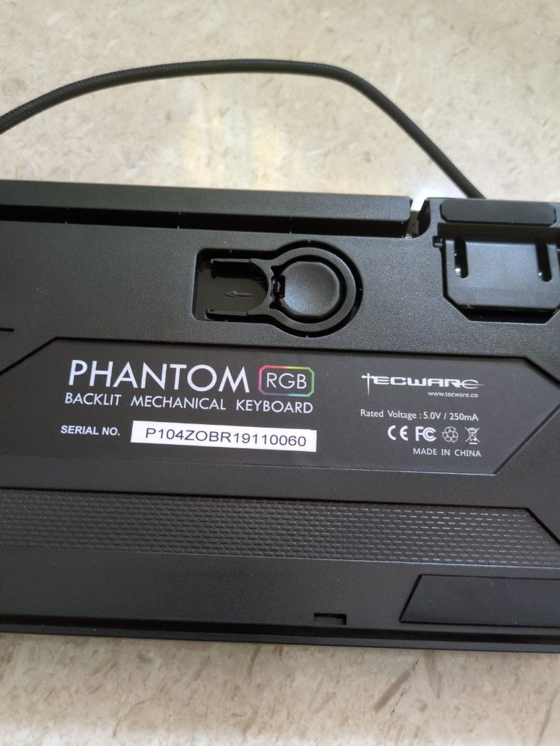 Phantom RGB Backlit Mechanical Keyboard470779436184391683