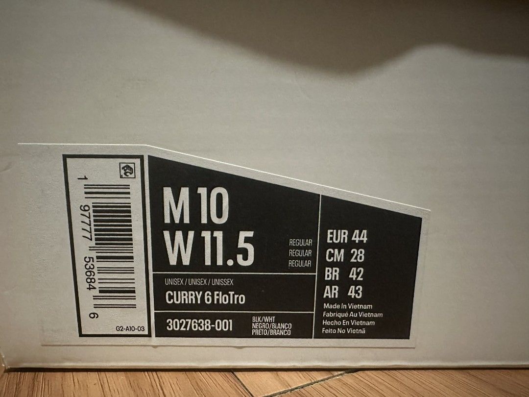 Under Armour Curry 6 FloTro Sneakers (Category: Sneakers) located in Taguig. Submitted by shophere777 (Listing ID 1416127364, Image 3). Description: - Under Armour Curry 6 FloTro sneakers - Color: White and Black - Size: M10/W11.5, EUR 44, CM 28 - Includes original box.