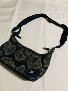 (Category: ) located in . Submitted by variothrift (Listing ID 1416146054, Image 1). Description: .