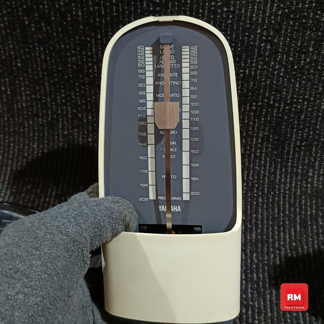 YAMAHA Metronome | R (Category: Musical Instruments) located in Meycauayan. Submitted by redmants2011 (Listing ID 1416176854, Image 2). Description: Tested working Fixed Price Flash Express.