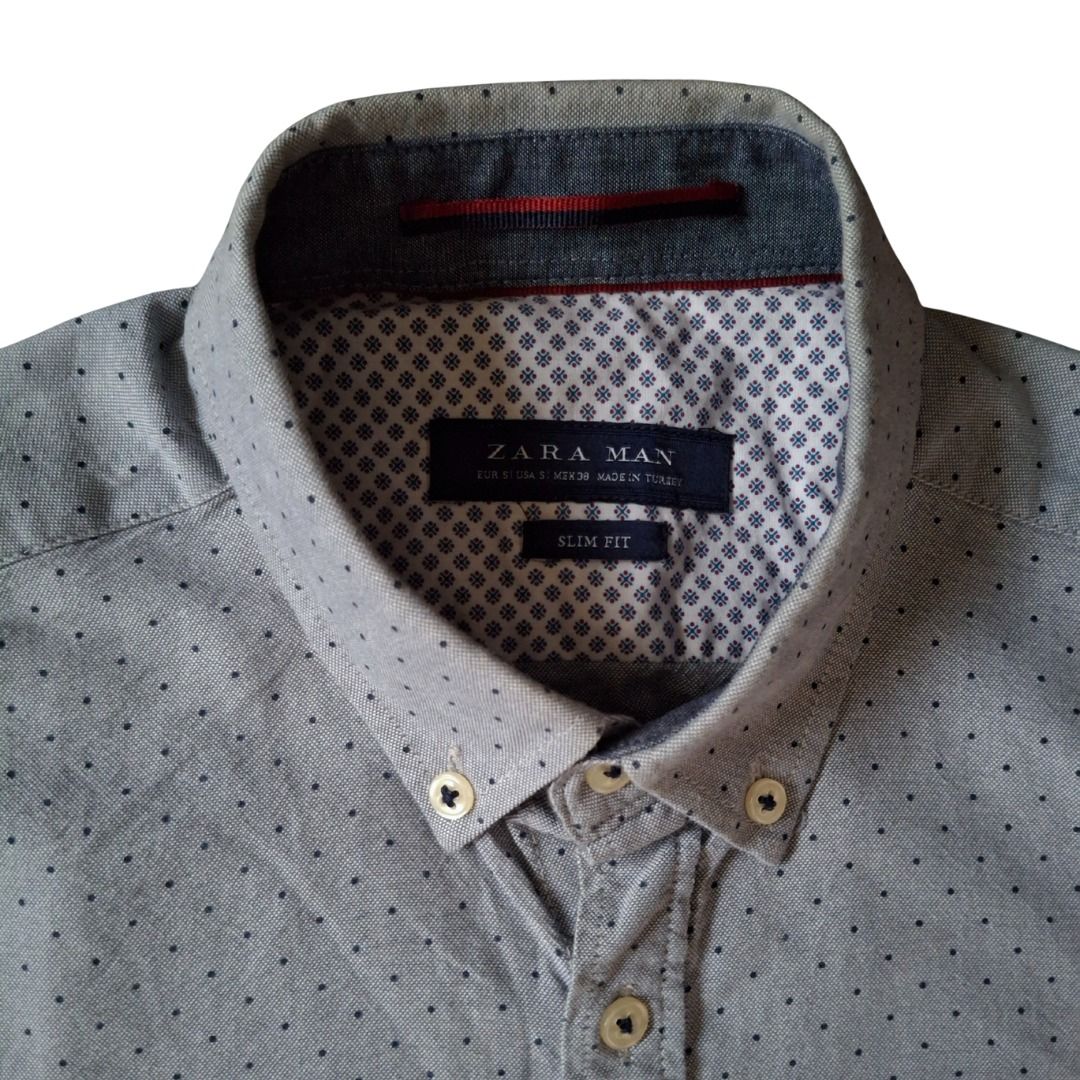 ZARA MAN Dotted Short-Sleeve Polo (Category: Tshirts & Polo Shirts ) located in Santa Rosa. Submitted by only.pants (Listing ID 1416161583, Image 2). Description: ✅ YOURS FOR ₱250 Brand: Zara Man Style: Dotted Short-Sleeve Polo Size: Small Dimensions: L 27" / W 17" / S 8" Condition: Like New RFS: Decluttering 📍 Location: Sta. Rosa, Laguna 🚚 Shipping/Meetup: J&T, LBC, Lalamove, or Meetup within Sta. Rosa.