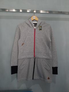 (Kategori: ) berada di . Dikirim oleh riverside_secondhand (ID iklan 1416148085, Gambar 1). Deskripsi: .