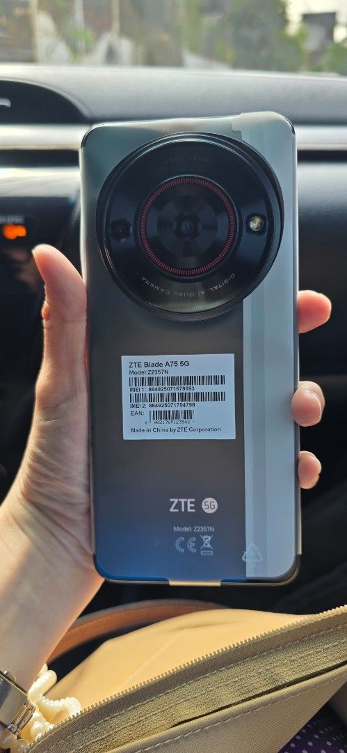 ZTE Blade (Category: Android Others) located in Cainta. Submitted by jr.m.o (Listing ID 1416106539, Image 3). Description: Smart locked Never been used Cainta, Rizal Loc.