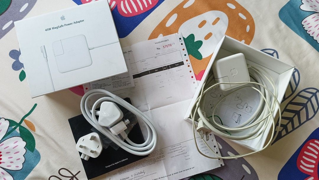 45W Magsafe Power Adapter forMacbook Air (Category: Chargers) located in Bacoor. Submitted by kabahaghari.02 (Listing ID 1416302924, Image 1). Description: MC747B/B 45W Magsafe Power Adapter for Macbook Air Model A1374 Serial No. C06519200BFDCM9B5 Original Price: 4490 RFS: Di nagagamit. Year 2015 pa nabili pero di din masyado nagamit..