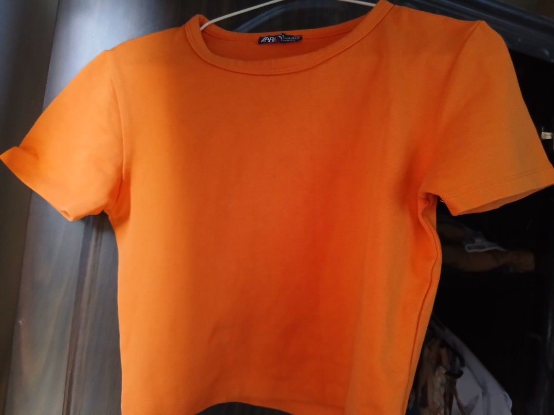 50 peso items batch 2 (Category: Longsleeves) located in Cainta. Submitted by mdscn (Listing ID 1416433224, Image 2). Description: pm for info.