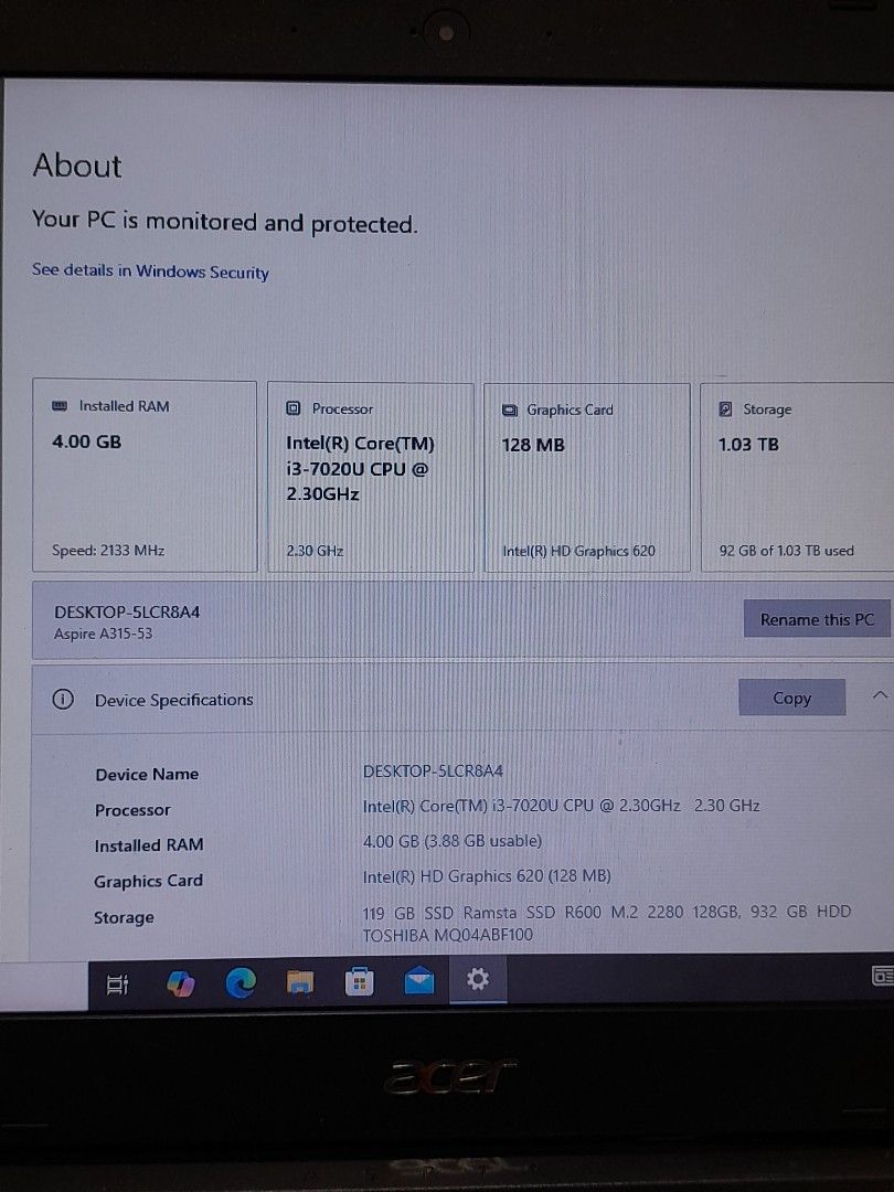 Acer Aspire 3 Laptop (Category: Laptops & Notebooks) located in Manila. Submitted by softiecorgi (Listing ID 1416360372, Image 2). Description: - Acer Aspire 3 laptop with charger, mouse, and sleeve included. - Intel Core i3-7020U processor. - 4GB RAM and 1TB storage. - Gigabit Ethernet and 802.11ac WiFi. - Precision touchpad. - Sleek black design. inclusions: - laptop - wired mouse - original charger - blue laptop pouch - laptop backpack note: -