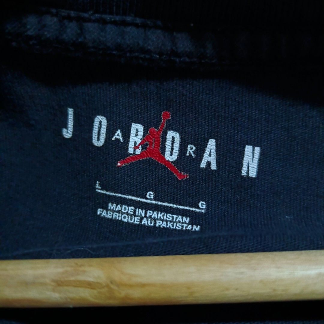 Air Jordan Breakfast Club Tee (Category: Tshirts & Polo Shirts ) located in Maydolong. Submitted by ThriftStreet.ph (Listing ID 1416384638, Image 3). Description: Air Jordan Breakfast Club Tee Size: Large on tag Dimes: 28 × 21.5 Excellent Condition 9.5/10 🔥 No Flaws Color Rate: 9.4/10 🔥 Mine - ₱450+sf.