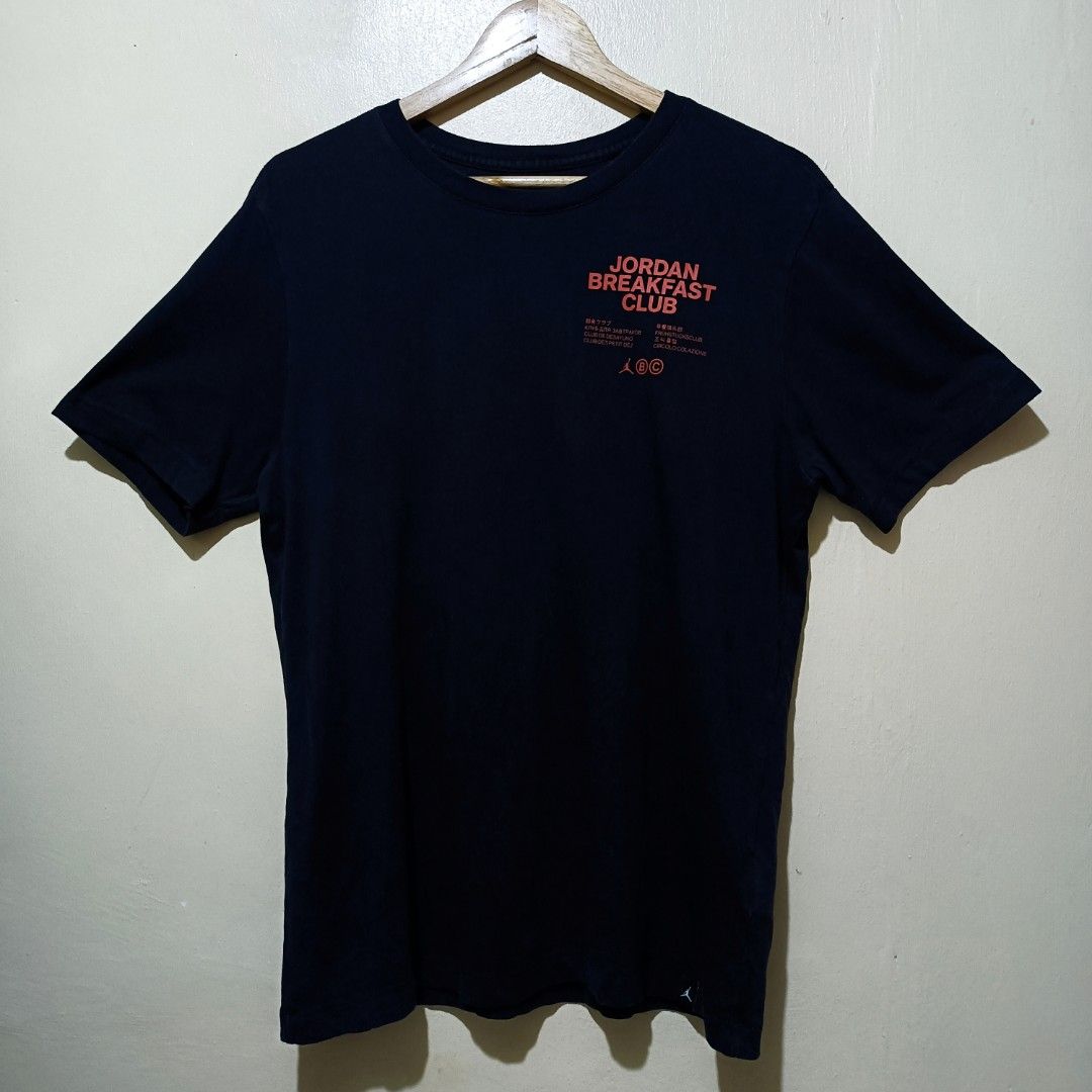 Air Jordan Breakfast Club Tee (Category: Tshirts & Polo Shirts ) located in Maydolong. Submitted by ThriftStreet.ph (Listing ID 1416384638, Image 2). Description: Air Jordan Breakfast Club Tee Size: Large on tag Dimes: 28 × 21.5 Excellent Condition 9.5/10 🔥 No Flaws Color Rate: 9.4/10 🔥 Mine - ₱450+sf.