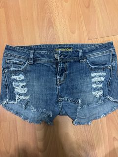 (Category: ) located in . Submitted by doudouthegreat (Listing ID 1416358446, Image 1). Description: .
