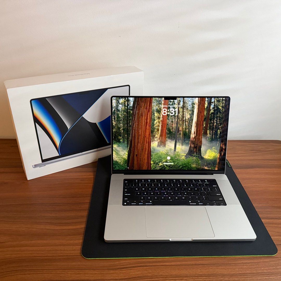 Apple MacBook Pro 16-inch - 512GB - M1 Pro405953045448642560