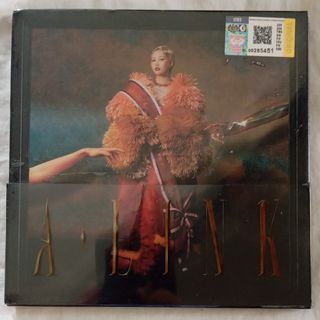 韋禮安 首張同名專輯 CD+DVD 韋禮安首張同名全創作專輯- Album by WeiBird | Spotify