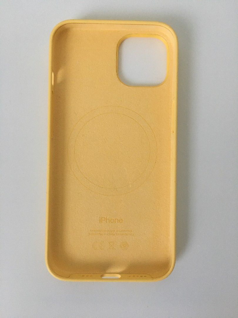 Authentic iPhone 14 Silicone Case with MagSafe - Sunglow (Category: Cases & Sleeves) located in Makati City. Submitted by savedeal (Listing ID 1397879992, Image 2). Description: Designed by Apple to complement iPhone 14, the Silicone Case with MagSafe is a delightful way to protect your iPhone. Authentic. Decluttering..