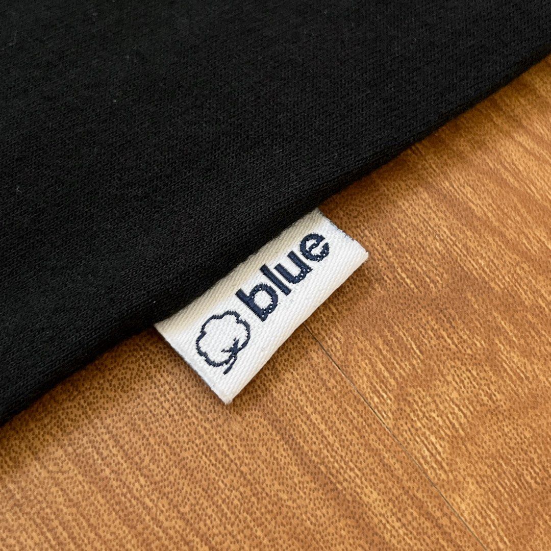 Plain Black T-Shirt XS (Category: Tshirts & Polo Shirts ) located in Angeles City. Submitted by ingosstuff (Listing ID 1416263142, Image 3). Description: Blue Corner Plain Black Shirt size XS Measurements Length: 25.5 inches Width: 17 inches I have 5 black shirts available. 1x brand new. 2x lightly used. 2x heavily used fruit of the loom. 90 for the brand new. 60/each for used ones. Take all for 300 pesos. RFS: Over-ordered/Napasobra yung pag ord