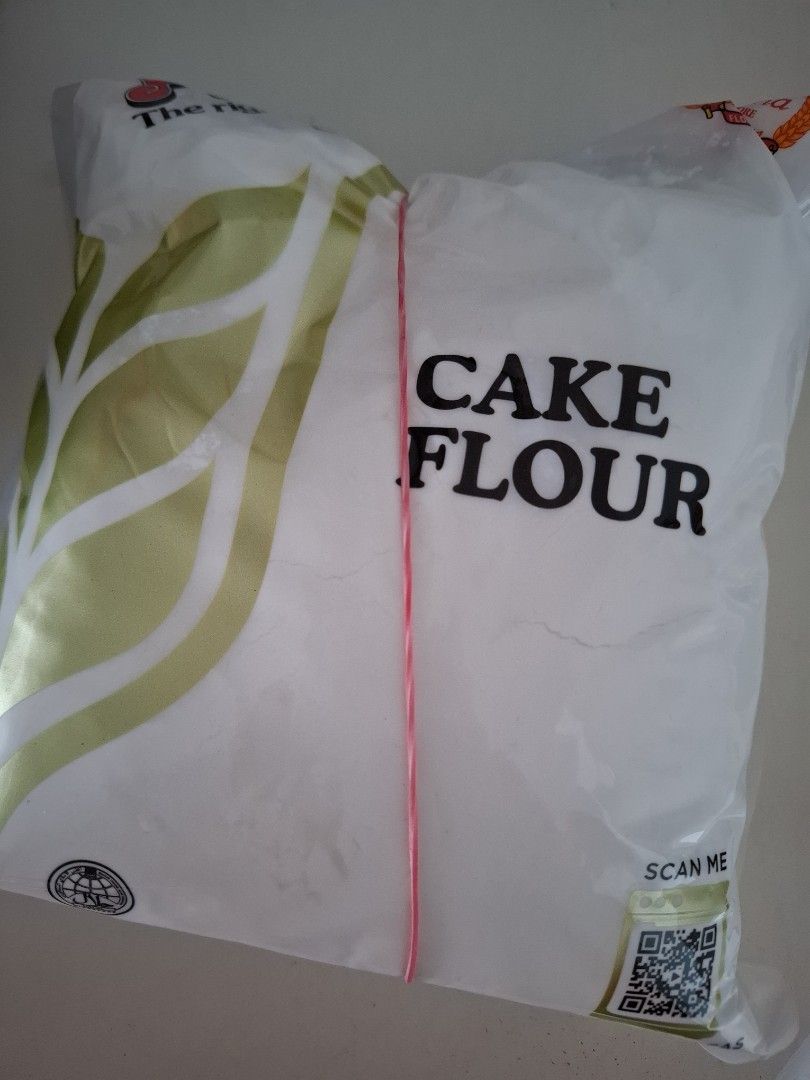 Cake Flour (Category: Homemade Bakes) located in Singapore. Submitted by karen.c (Listing ID 1416257708, Image 1). Description: Perfect for baking cakes and other desserts. Please scan the QR code for more information..