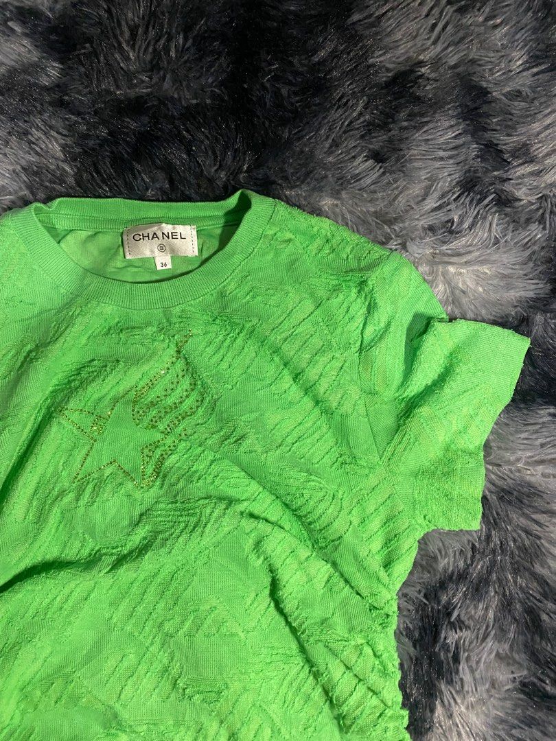 Chanel green short sleeved top (Category: Shirts) located in Taguig. Submitted by johnjerwin (Listing ID 1416245283, Image 2). Description: BRAND NAME: Chanel Condition: As New Condition Issue: No flaws Color Rate: 9.4/10 Complete Tags TAGUIG LOCATION 📍 599 Plus Shipping Fee 🛒 #PTPA.