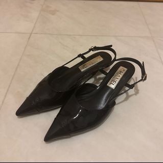 (Category: ) located in . Submitted by rinsuz (Listing ID 1416376105, Image 1). Description: .