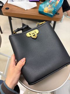 （分類：）位於 。 由 sell_somethingss 提交（商品編號 1416329037，圖片 1）。簡介： 。