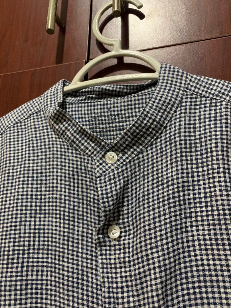 Checkered Mandarin Collar Shirt (Category: Tshirts & Polo Shirts ) located in Makati City. Submitted by heremaya (Listing ID 1416365083, Image 2). Description: W: 18 L: 25 - Checkered pattern - Mandarin collar - Long sleeves - Button-down front - Single chest pocket - Lightweight fabric - Suitable for warm weather - Versatile design Shipping fee will be shouldered by buyer. Metro Manila area..