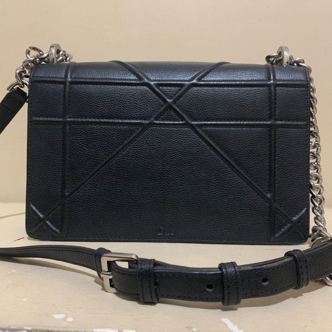 Christian Dior Diorama Shoulder Bag (Category: Luxury Bags & Wallets) located in Davao. Submitted by mrklrnzz (Listing ID 1416234831, Image 2). Description: AUTHENTIC SEE LAST 2 PICS FOR ISSUE NEGOTIABLE❗️ .