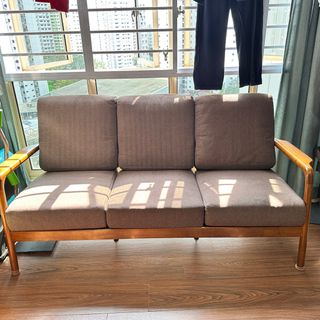 (Category: ) located in . Submitted by isaum (Listing ID 1416235307, Image 1). Description: .