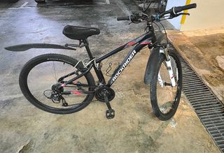 (Category: ) located in . Submitted by valuebuyvaluesellsg (Listing ID 1416335992, Image 1). Description: .