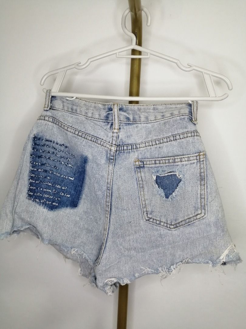 Denim Shorts Back print design (Category: Shorts) located in Liliw. Submitted by r.things (Listing ID 1416269577, Image 2). Description: 26 inches.