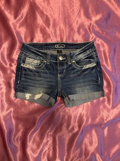 (Category: ) located in . Submitted by dreamj.a (Listing ID 1416286119, Image 1). Description: .