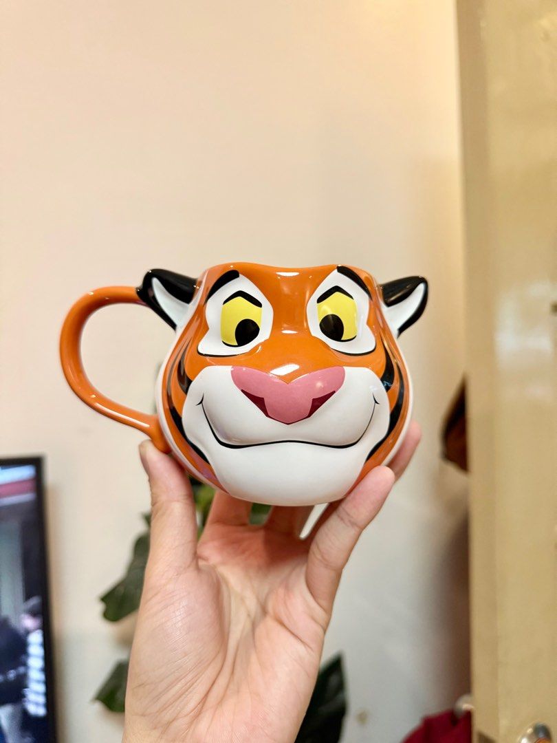 Disney Aladdin Rajah Figural Mug (Category: Coffee & Tea Tableware) located in Manila. Submitted by blueseamarketing (Listing ID 1416309219, Image 1). Description: .