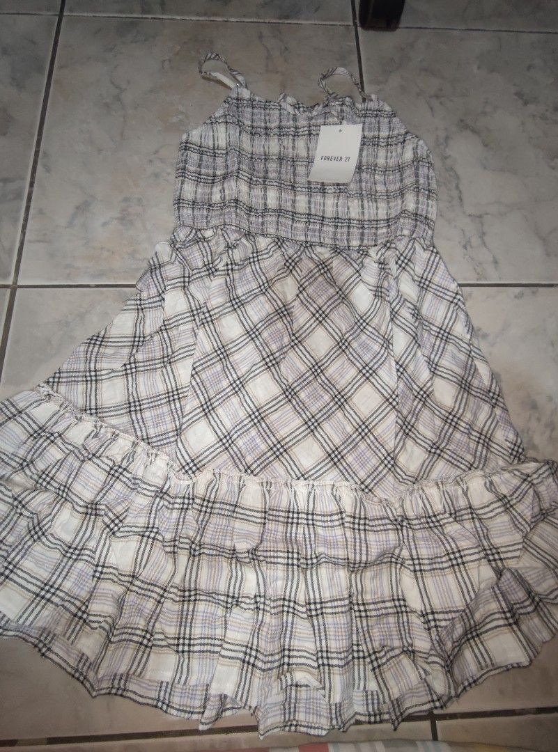 Forever 21 Kid's Dress (Category: Babies & Kids Fashion) located in Pasig City. Submitted by clarkpomelo (Listing ID 1416286320, Image 1). Description: Forever 21 Kids Apparel Dress - Short Le Cream/Multi 7-F.