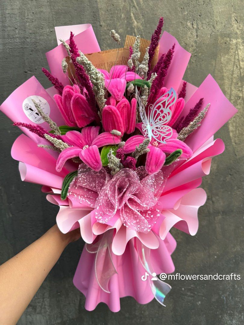 Fuzzy Wire Flower Bouquet (Category: Flowers & Bouquets) located in Valenzuela. Submitted by mflowers_crafts (Listing ID 1416236790, Image 2). Description: half dozen - P899 1 dozen - P1800 available colors: red blue purple pink green loc: deca homes meycauyan bulacan half dozen - P599 1 dozen - P1200 location: deca homes meycauyan bulacan Valentine’s Day bouquets now available ❤️ Handcrafted with satin ribbons and fuzzy wires, finished with drie
