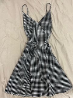 (Category: ) located in . Submitted by clutch.queen (Listing ID 1416420540, Image 1). Description: .