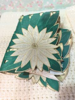 (Category: ) located in . Submitted by favoritepreloved (Listing ID 1416222517, Image 1). Description: .