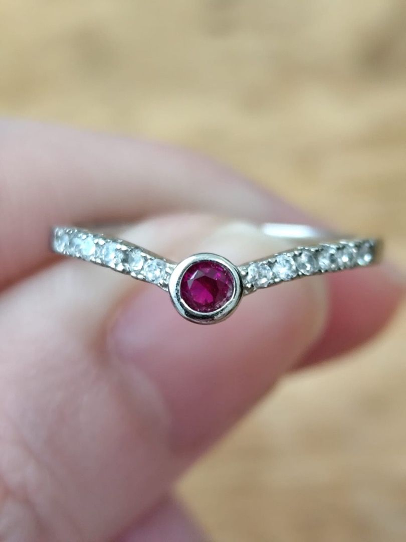 HIGH QUALITY Half Carat Natural Burmese Ruby Chevron Ring (UV REACTIVE!) (Category: Rings) located in Mandaluyong City. Submitted by allaboutgemsandco (Listing ID 1416359876, Image 1). Description: HIGH QUALITY Half Carat Natural Burmese Ruby Chevron Ring (UV REACTIVE!) Ring Size: 7 Price Php 500 REASON FOR SELLING: Clearing out my collection. Bought from Myanmar This exquisite Half Carat Natural Burmese Ruby Chevron Ring is a masterpiece of natu