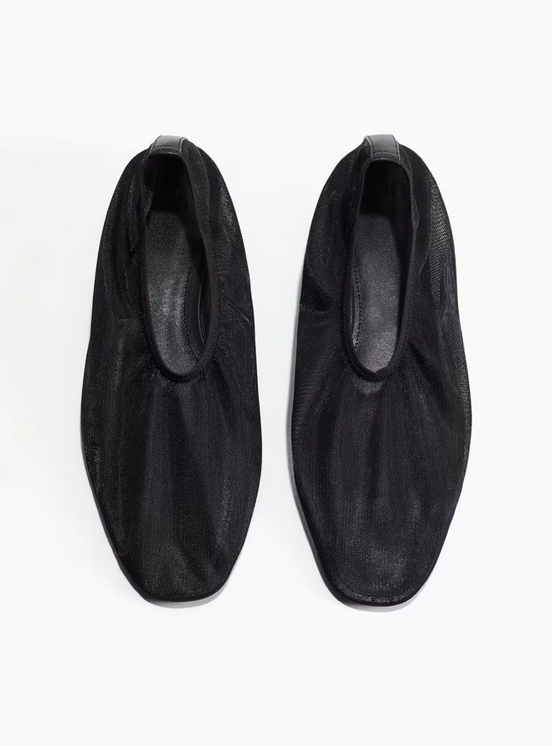 H&M Mesh Flats (The Row alt) (Category: Flats & Sandals) located in Manila. Submitted by mrflyboy (Listing ID 1416292494, Image 1). Description: The Row alternative Mesh Flats from H&M barely used Size 40 Womens .
