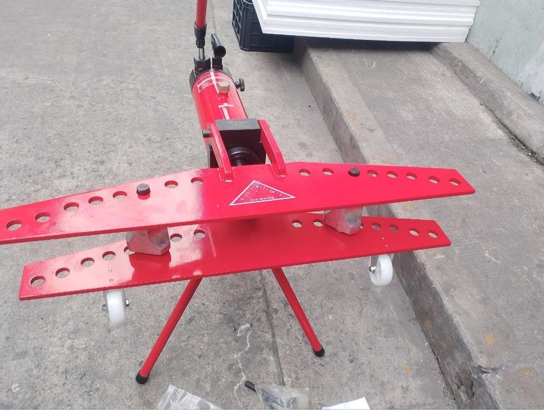 Hydraulic pipe Bender (Category: Construction Tools & Equipment) located in Manila. Submitted by joeyroque09 (Listing ID 1416282200, Image 2). Description: hydraulic pipe bender.