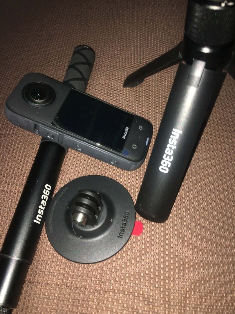 Insta360 X3 360 Action Camera with Accessories (Category: Video Cameras) located in Taguig. Submitted by slv_cn (Listing ID 1416290281, Image 2). Description: Inclusion: •Insta360 camera •Selfie stick •Tripod •Flexible Adhesive Mount •Protective Pouch •SD Card (64gb) •Box Price is negotiable!.