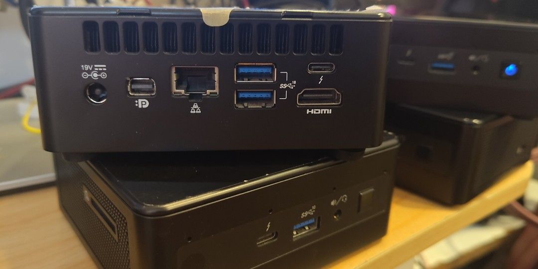 INTEL NUC 11th Gen i3 16GB Ram Computer (Category: Desktops) located in Makati City. Submitted by john1215cruz (Listing ID 1416300797, Image 2). Description: For Sale 8.5k Each - 16GB Ram 7.5k Each - 8GB Ram Intel Nuc 11th Gen Intel i3 Thunderbolt Port Hdmi and Mini DP Port Unit and Power Adapter Only Taguig Location.
