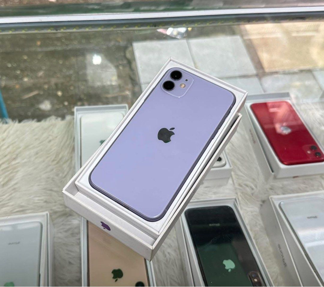 iPhone 11 128gb (Category: iPhone 11 Series) located in Manila. Submitted by TekiCashGadgetsph (Listing ID 1416223342, Image 1). Description: ALL COLORS ARE AVAILABLE 256gb also available (FU) Open-line, any sim working (worldwide) - Guaranteed original iPhone not fake/copy accessories with box Secondhand Good as new not abused! Presentable •Original Lcd • no issue hidden issues • clean apple id / iCloud id • Good batthealth • Good cam front/back