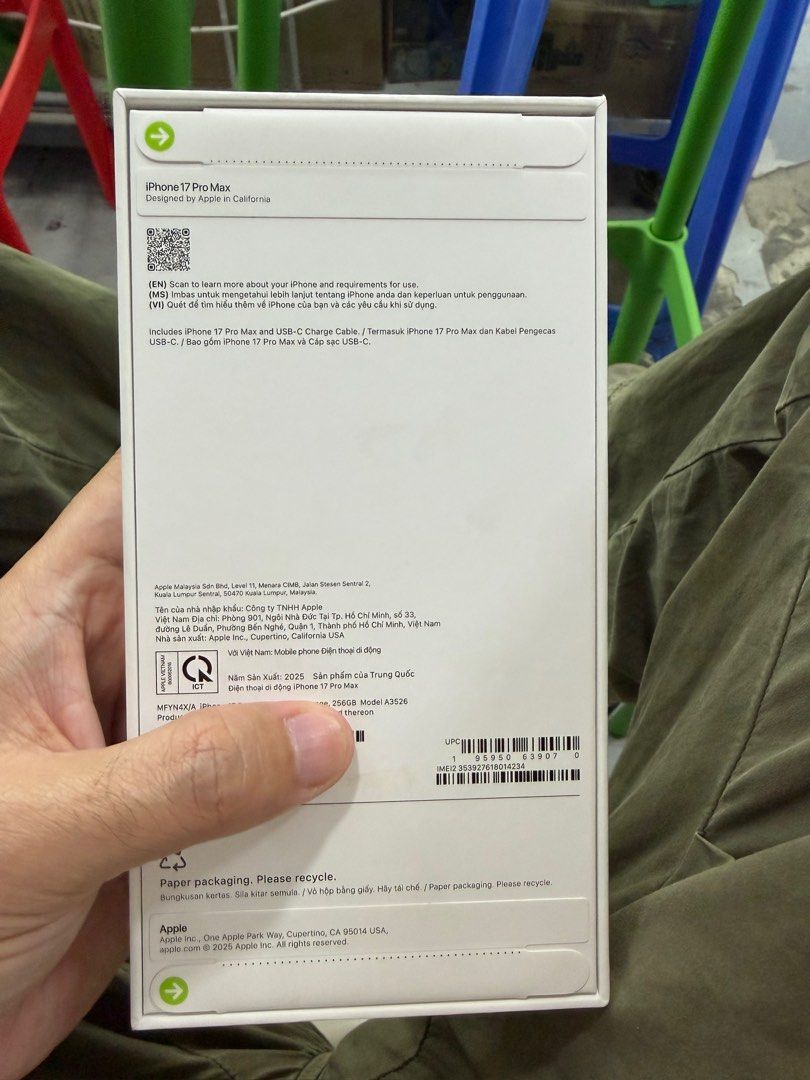 iPhone 17 Pro max (Category: iPhone 17 Series) located in Pasig City. Submitted by bhino (Listing ID 1416248671, Image 2). Description: iPhone 17 Pro max Factory unlock Not activated 256/512/1TB/2TB 1 year warranty Any Apple Store All colors available Sealed Cash on delivery Pick up s store We do physical shop.