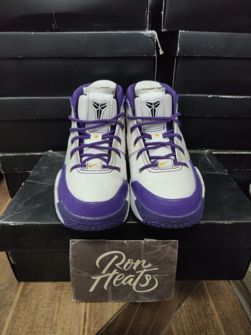 Kobe 1 Final Seconds Protro (Category: Sneakers) located in Cebu City. Submitted by RONHEATS (Listing ID 1416427021, Image 3). Description: size 8.5 legit/original guaranteed good as new condition with OG box Cebu area can ship nationwide 1-3 days ETA door to door .
