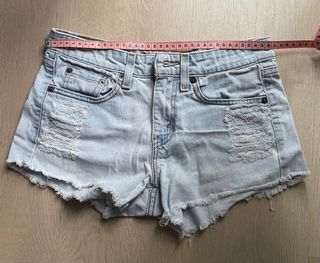 (Category: ) located in . Submitted by miss80s (Listing ID 1416297132, Image 1). Description: .