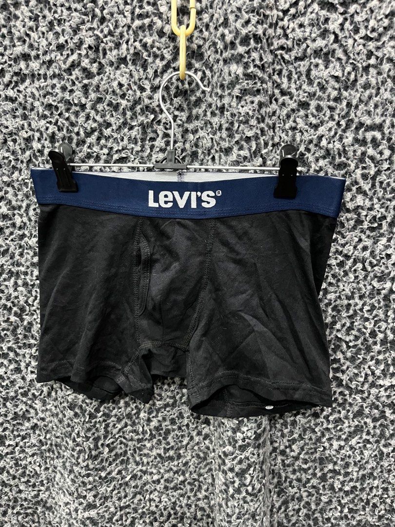 Levis Men's Innerwear | Size Small (Category: Underwear) located in General Trias. Submitted by zrchustle.604 (Listing ID 1416218899, Image 1). Description: auth.
